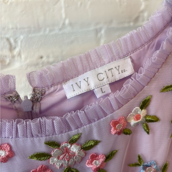 IVY CITY CO zinnia lavender bridesmaid dress Large - Picture 6 of 10